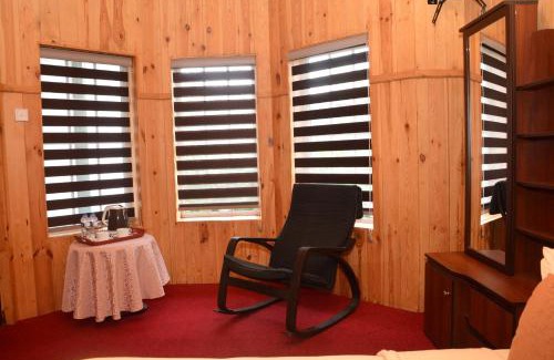 Nuwara Eliya Hotel | The Fern Inn