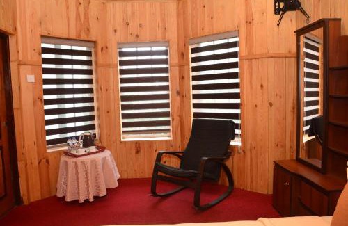 Nuwara Eliya Hotel | The Fern Inn