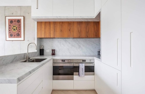 Alexandria Apartamento | The Fern Split level Eco Luxury in Alexandria