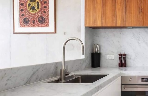 Alexandria Apartamento | The Fern Split level Eco Luxury in Alexandria