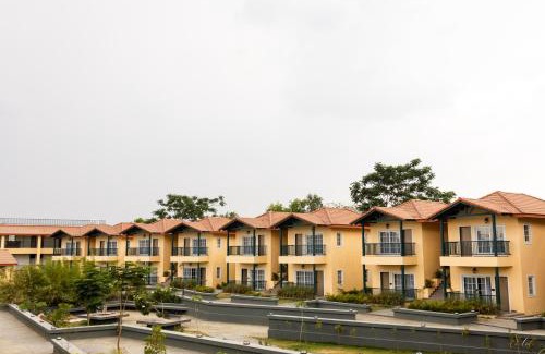 Dhari Complejo | The Fern Wisteria Resort, Dhari