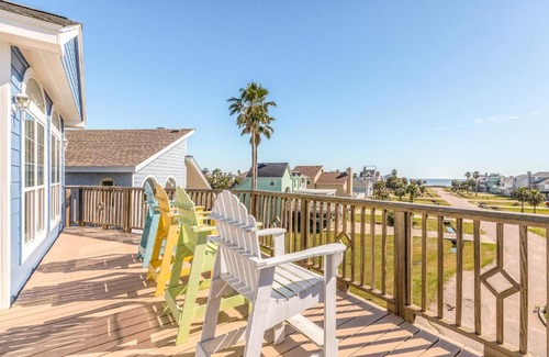 Pirates Beach Casa | The Fiddler Crab