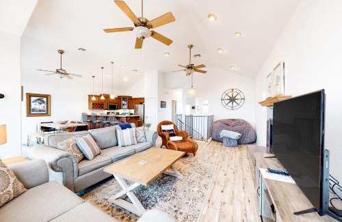 Pirates Beach Casa | The Fiddler Crab