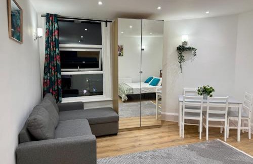 East Finchley Apartamento | The Finchley Grand Flat II