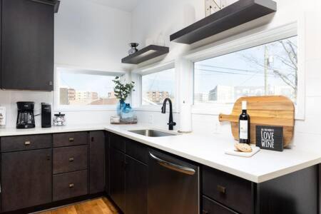 The Nations Casa | The Finley Loft - Quite Located in the Nations!