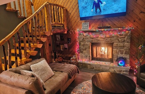 Tobyhanna Chalet De Esquí | The Fire & Fun Retreat