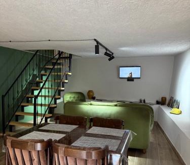 Borjomi Apartamento | The Fireplace ROOM