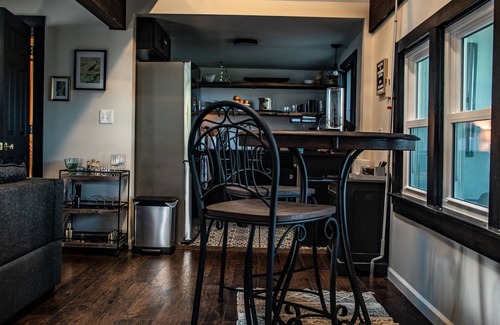 Portland Cabina | The Fisherman's Cottage - a Lakeside Loft in the Heart of Wine Country