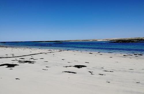 Baleshare Apartamento | The Fisherman's Snug self catering North Uist