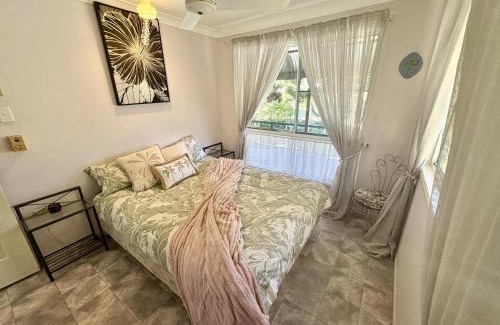 Stockyard Casa | The Five Rocks Beach Bungalow