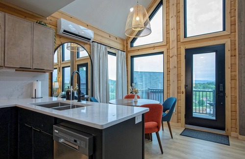 Bristol Casa | The Fives - 22460 Sky Haven