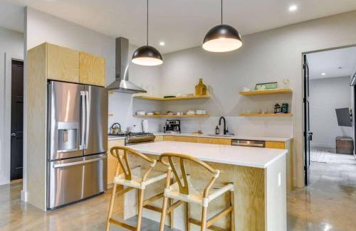 Mount Mourne Casa | The Flat - A Lake View Retreat with Dock Access