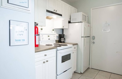 Harrison Hot Springs Apartamento | The Flats at Cedar Springs | Full Kitchen & Steps to Lake