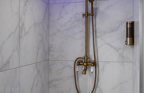 Coignieres Apartamento | The Floor - Suite Passion d'Or & private Jacuzzi