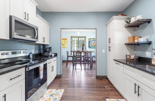 Brooksville Casa | The Florida Cracker "THE PARKER HOUSE" Charming home in Brooksville,FLORIDA