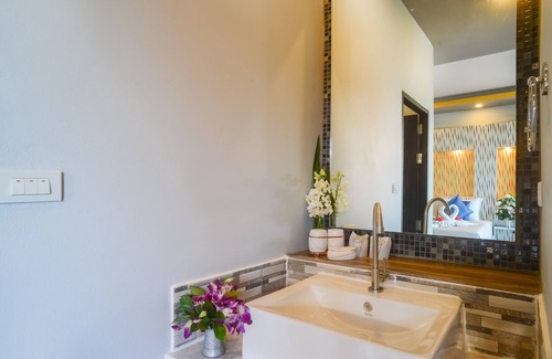 Mae Nam Hotel | The Florist Resort