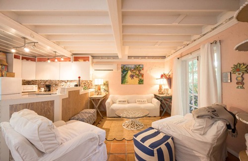 White Street Gallery District Casa | The Flower Power House - Boho Beautiful