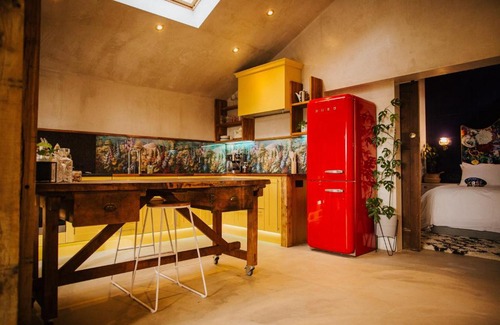 Cottered Casa | The Foaling Box non pet friendly