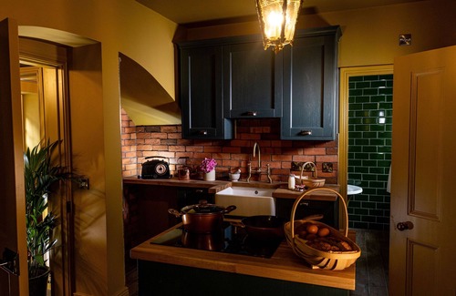 Killotteran Cabina | The Forest at Mount Congreve Gardens