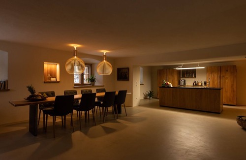 Regen Casa | The forester's lodge - historic farm with sauna & pond in the middle of a forest clearing