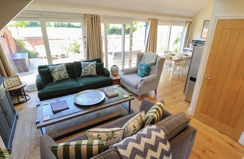 Aylesby Cabaña | THE FORGE, with a garden in Laceby
