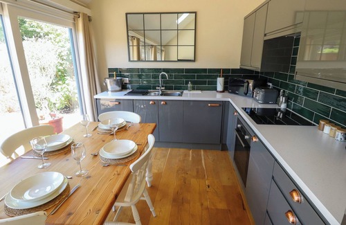 Aylesby Cabaña | THE FORGE, with a garden in Laceby