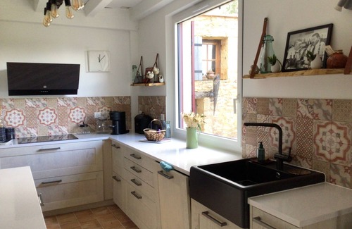 Le Buisson-de-Cadouin Casa | The former barn, house with swimming pool on 5500 m2 of parkland,