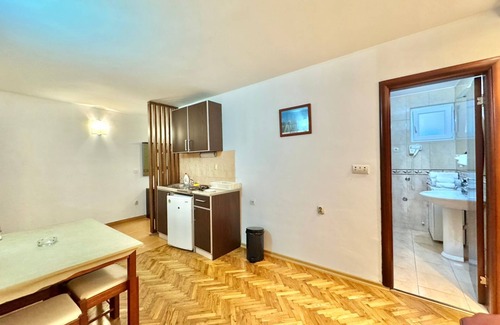 Sveti Stefan Apartamento | The Four Fish Apartments