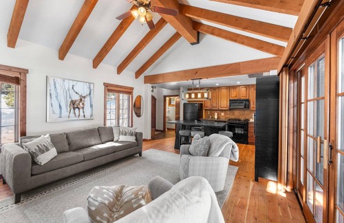 Tamarack Cabaña | The Four Reasons Cottage