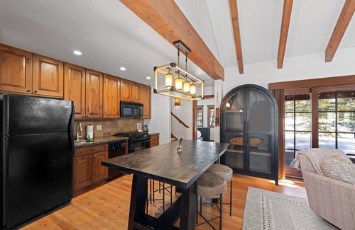 Tamarack Cabaña | The Four Reasons Cottage