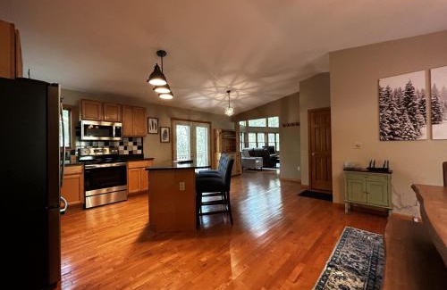 Alpine Lake Casa | The Fox Den