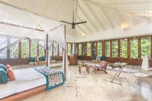 Talpe Hotel | The Frangipani Tree by Edwards Collection