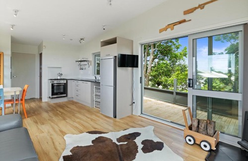 Fitzroy Casa | The Fritz - New Plymouth Holiday Home