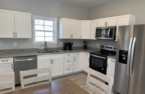 Lexington - Salisbury Casa | The Frog Suite