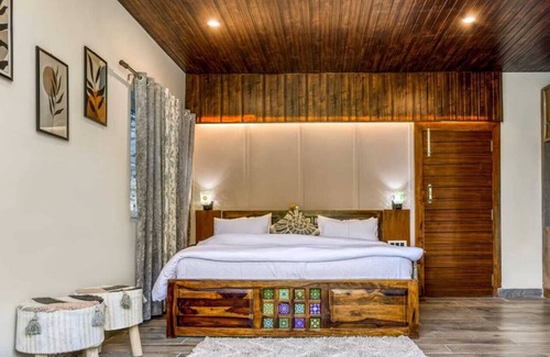 Majkhali Hotel | The FrostWood