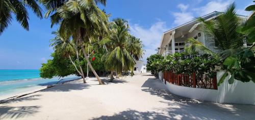 Fulhadhoo Casa | The Fulhadhoo Beach Cottage