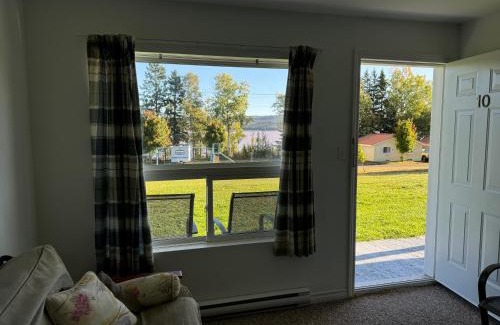 Edgetts Landing Hotel | The Fundy Rocks Resort