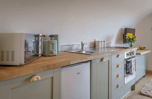 Newton Stewart Cabina | The Galloway Steading-The Hedgehogs Hideout Family cabin with Hot Tub
