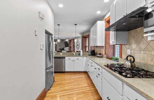 Soulard Casa | The Game Room Getaway | JZ Vacation Rentals