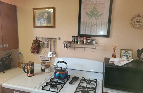 Callender Cabaña | The Ganja Getaway 420 friendly cottage at cannabis farm on the PCH Highway 1.