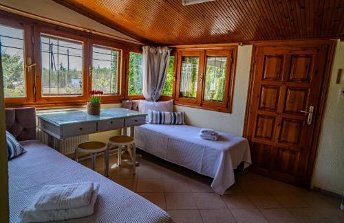 Nea Iraklia Apartamento | The Garden Home #X006 Feel Greek