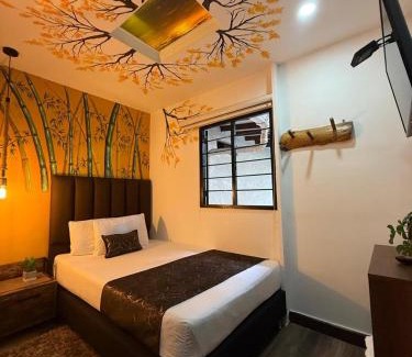 Zona Rosa Hotel | The Garden Lleras 10