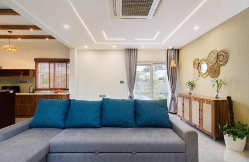 Hosur Apartamento | The Garden Retreat by StayJade- Pool- 2BHK- Lawn