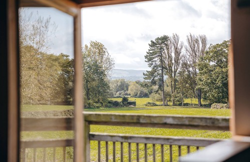Eaton Mascott Cabaña | THE GARDEN ROOM ,RYTON GRANGE - sleeps 2 guests in 1 bedroom