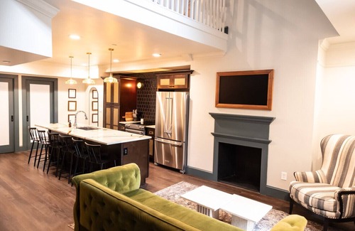 Old City Hotel | The Gas Lamp Hotel