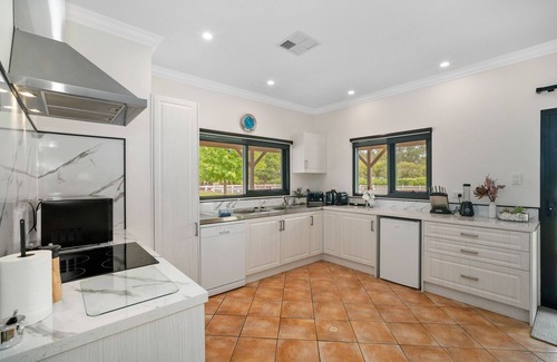Brigadoon Casa | The Gatehouse at Glenbaile Estate - luxury living in the Swan Valley