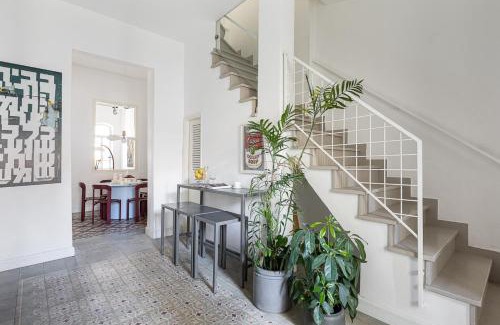 Neve Tzedek Apartamento | The Gem of Neve Tzedek Stylish Home by Sea N' Rent