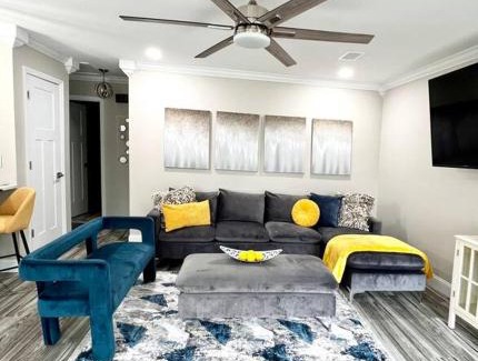 Ladson Apartamento | *The Gem* Stylish 2 Bedroom 1 Bathroom Newly Renovated