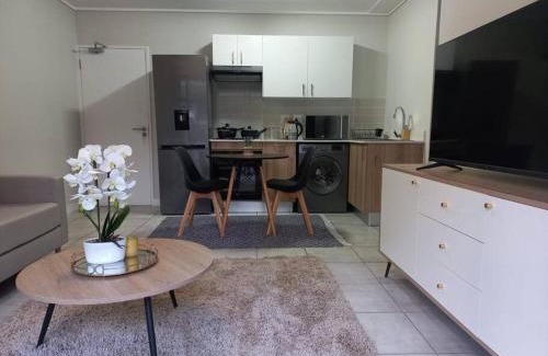 Boksburg Apartamento | @The Genesis near OR Tambo Airport