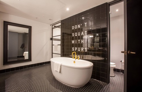 College Station Hotel | The George, by Valencia Hotel Collection